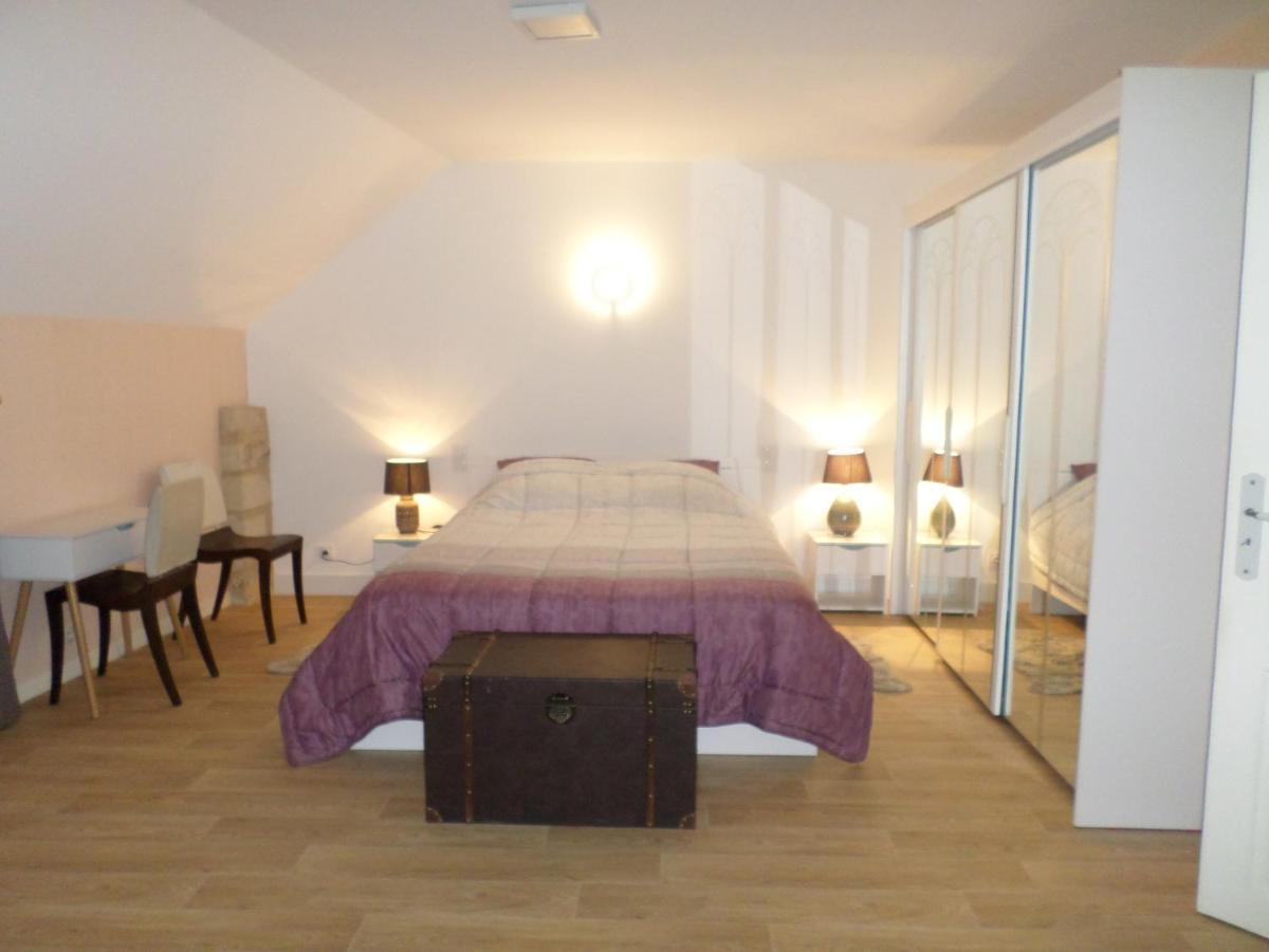 Bed and Breakfast Moulin De L'Abbesse Thouars Exterior foto