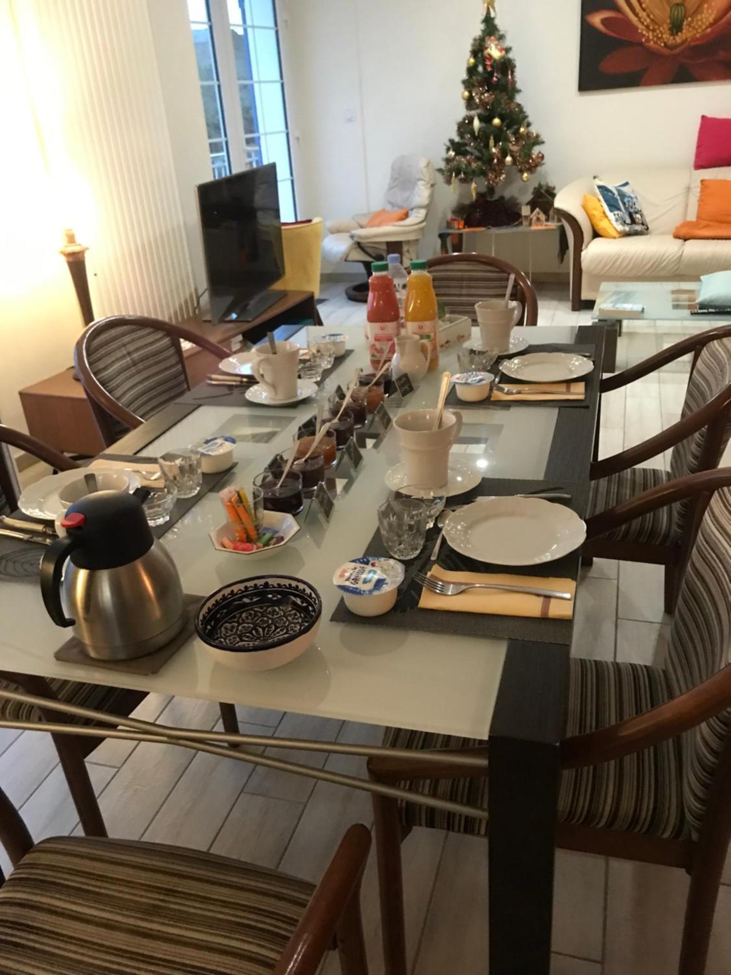 Bed and Breakfast Moulin De L'Abbesse Thouars Exterior foto